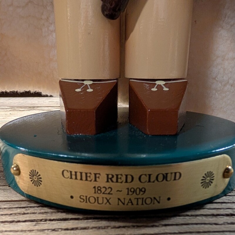 Steinbach Nutcracker, Red, Cloud<br />
7 x 10 x 17h