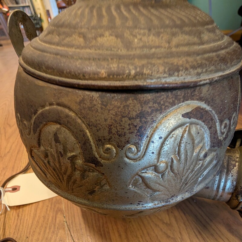 Antique Angle Lamp, M Glass, Shade<br />
6 x 14 x 13h