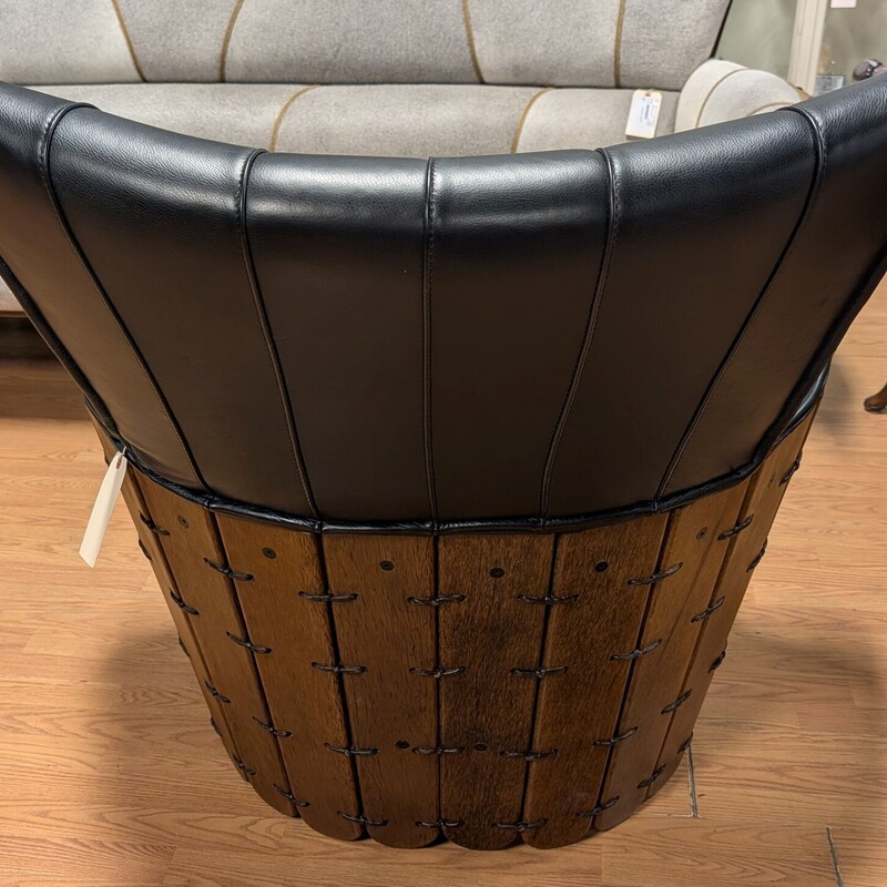 Moorea Arm Chair, Palm Wood, Black  Leather<br />
40 x 30 x 38h