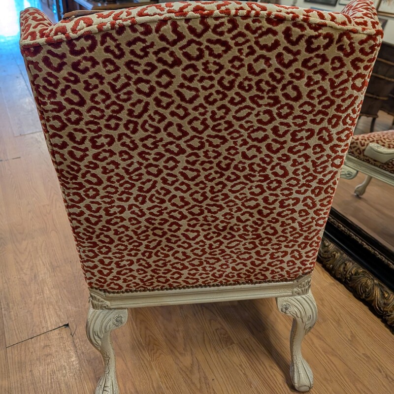 Red & Cream Leopard French Chair, Wingback<br />
28 x 30 x 42<br />
SH 18in
